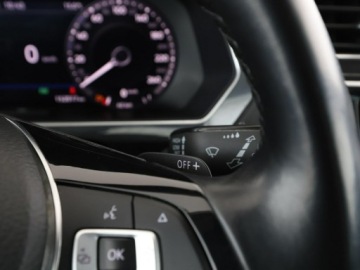 Volkswagen Tiguan II SUV 2.0 TDI 150KM 2018 Volkswagen Tiguan 2.0 TDI Automat 4Motion Highline, zdjęcie 36