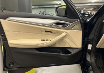 BMW Seria 5 G30-G31 Limuzyna Facelifting 2.0 518d 150KM 2021 BMW Seria 5 2.0 Diesel 150KM, zdjęcie 10