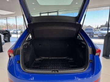 Skoda Scala Hatchback 1.5 TSI 150KM 2023 Skoda Scala Ambition CarPlayAndroid Auto LED Czujniki parkowania 1.5, zdjęcie 15