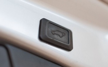 Toyota RAV4 V SUV 2.5 Hybrid Dynamic Force 222KM 2020 Toyota RAV4 2.5 Hybrid Selection 4x4 2.5 Hybryda 222KM, zdjęcie 19