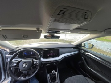 Skoda Octavia IV Scout 1.5 TSI ACT 150KM 2022 Skoda Octavia IV 1,5 benzyna 2022 r kombi, zdjęcie 12
