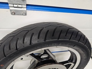 Задний обод Yamaha XJ 900 85-90 в сборе