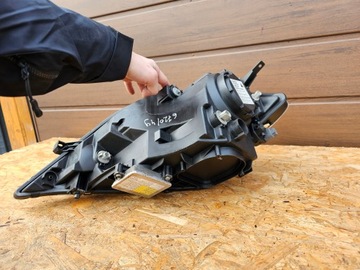 HONDA FR-V FRV SVĚTLO PRAVÁ PŘEDNÍ PRAVÝ BIXENON XENON EVROPA