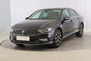 Volkswagen Passat B8 Limousine Facelifting 2.0 TDI SCR 200KM 2021 VW Passat 2.0 TDI, Salon Polska, Serwis ASO, zdjęcie 1