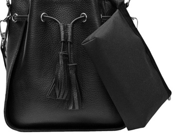 Czarna torebka skórzana damska worek must have