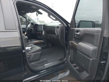 Chevrolet Silverado II 2020 Chevrolet Silverado 1500, V8 6.2L 420KM, 4x4, z ubezpieczalni. 6.2 Benzyna, zdjęcie 10