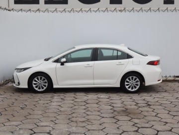 Toyota Corolla XII Sedan 1.5 VVT-i 125KM 2022 Toyota Corolla 1.5 VVT-i, Salon Polska, zdjęcie 2