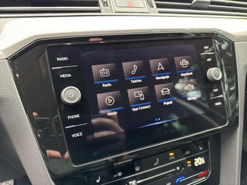 Volkswagen Passat B8 Variant Facelifting 2.0 TDI SCR 150KM 2021 Volkswagen Passat B8 2.0 TDI / 150 KM Bussines 6 b, zdjęcie 26