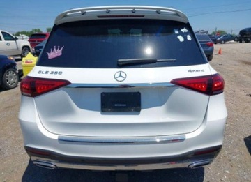 Mercedes GLE V167 2022 Mercedes-Benz GLE 2022, 2.0L, 4x4, od ubezpieczalni, zdjęcie 1