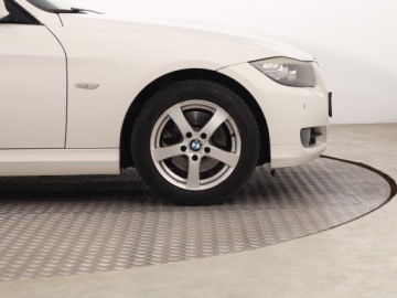 BMW Seria 3 E90-91-92-93 Touring E91 2.0 320d EfficientDynamics 163KM 2011 BMW 3 320 d, Navi, Xenon, Klima, Klimatronic, zdjęcie 14