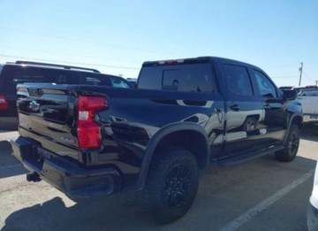 Chevrolet Silverado II 2024 Chevrolet Silverado 2024, 6.2L, 4x4, 1500 ZR2, od ubezpieczalni 6.2 Benzyna, zdjęcie 2