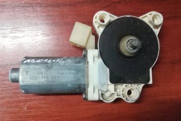 MOTOREK OKNO PŘEDNÍCH PRAVÝCH DVEŘE MERCEDES-BENZ E (W211) A2118203042