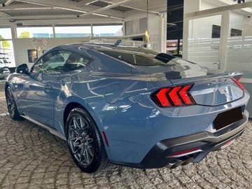 Ford Mustang VI Fastback 2023 5.0 Ti-VCT 446KM 2025 Od ręki - GT Fastback aut 5.0 V8 446KM / Pakiet stylizacyjnym Bronze, zdjęcie 3