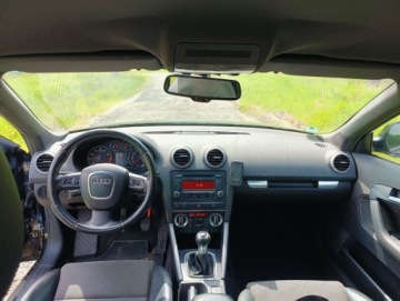 Audi A3 8P Hatchback 3d 1.4 TFSI 125KM 2010 Audi A3 Sportback Audi A3 Sportback 2010 1.4 benzyna 1.4 Benzyna 125KM, zdjęcie 5
