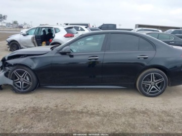 Mercedes Klasa C W206 2024 Mercedes-Benz Klasa C 300 2024 2.0 Benzyna 255KM, zdjęcie 5