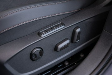 Cupra Leon II Hatchback Facelifting 1.5 eTSI MHEV 150KM 2026 Cupra Leon 1.5 eTSI 150 KM DSG - Dostępny od, zdjęcie 17