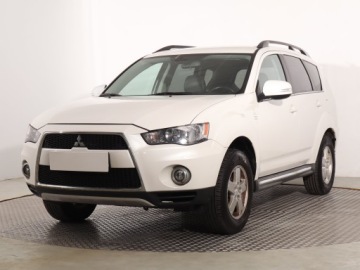 Mitsubishi Outlander II 2.0 MIVEC 147KM 2011 Mitsubishi Outlander 2.0, Salon Polska, zdjęcie 1