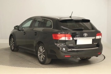 Toyota Avensis III 2014 Toyota Avensis 2.2 D-CAT, 174 KM, Automat, Navi, zdjęcie 3