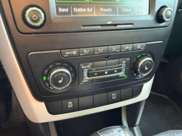 Skoda Yeti 2011 Skoda Yeti Piekna YETI 1.2benz.105KM 4X4 Parktroniki Automat Klimatron, zdjęcie 22