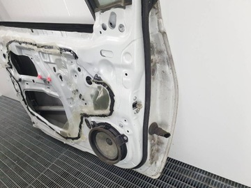 ДВЕРЬ ПЕРЕДНЯЯ ЛЕВАЯ TOYOTA YARIS III ВОДИТЕЛЬСКАЯ