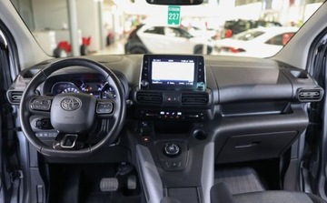 Toyota 2022 Toyota Proace City Verso City Verso 1.2 D-4T Family Aut. 1.2 Benzyna 130KM, zdjęcie 5