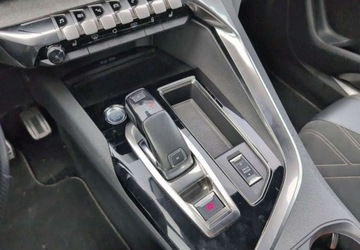 Peugeot 3008 II Crossover Facelifting  1.6 PureTech 180KM 2021 Peugeot 3008 1.6 PureTech GT Pack SS EAT8 SalonPL FVat Od Reki 1.6 Benzyna, zdjęcie 12