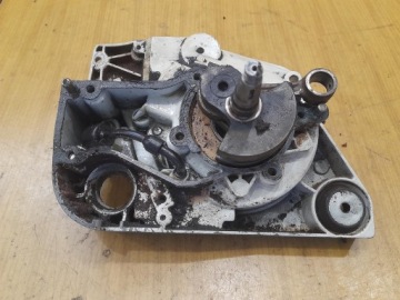 STIHL 028 КОРПУС КОЛЕНВАЛА