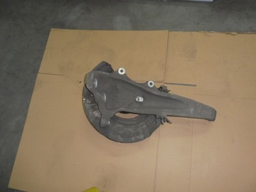 BMW F06 F10 F11 F13 поворотный кулак, ступица передняя левая