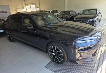 BMW Seria 7 G70 2023 BMW Seria 7 Salon Polska Radary automatyczne drzwi wszystkie pakiety Mpro, zdjęcie 2