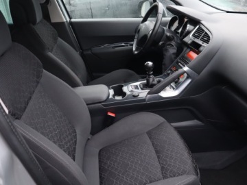 Peugeot 3008 I Crossover Facelifting 1.2 PureTech 130KM 2015 Peugeot 3008 1.2 PureTech, Klima, Klimatronic, zdjęcie 8