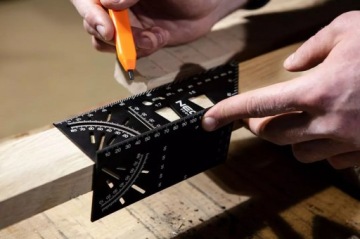 ЯПОНСКИЙ МЕТАЛЛИЧЕСКИЙ УГОЛ ПЛОТНИКА 3D NEO 72-115