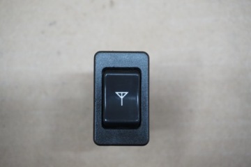 NISSAN PATROL PRZEŁĄCZNIK ANTENY GR Y60