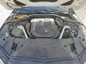 BMW Seria 7 G11-G12 2021 BMW Seria 7 740I 2021 3.0 Benzyna 335KM, zdjęcie 6