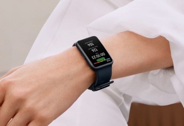 Умные часы HUAWEI Watch Fit SE, черные