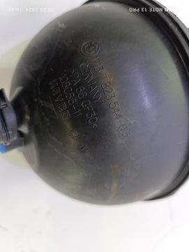BMW F25 F26 NÁDRŽ VYROVNÁVACÍ 7823544
