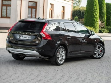 Volvo V60 I Kombi 2.0 D3 163KM 2012 Volvo V60 R-Design 2.0d D4 163KM 5cylinów Manual, zdjęcie 15