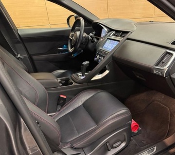 Jaguar E-Pace SUV 2.0 i4P 200KM 2020 Jaguar E-Pace Pelna oferta na R-CARS.pl 2.0 Benzyna 200KM, zdjęcie 11