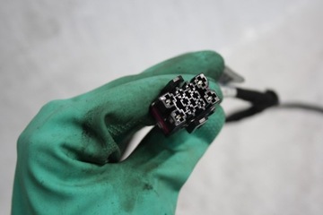 УСТАНОВКА ДВЕРИ ПЕРЕДНЯЯ ПРАВАЯ GOLF IV 1J0971121DC