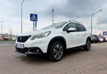 Peugeot 2008 I SUV Facelifting 1.2 PureTech 110KM 2017 Peugeot 2008 1.2 T NAVI Ledy Panorama dach 1.2 Benzyna 110KM, zdjęcie 25