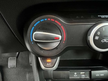 Kia Picanto III Hatchback 5d 1.0 MPI 67KM 2017 Kia Picanto KLIMATYZACJA GRZANE FOTELE GRZANA KIEROWNICA TEMPOMAT EL.SZYBY, zdjęcie 10