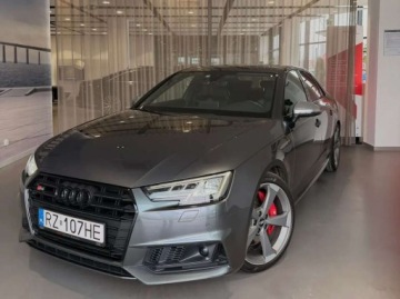 Audi A4 B9 S4 Limousine 3.0 TFSI 354KM 2017 Audi S4 Limousine Japonia, bezwypadkowy, niski przebieg 3.0 Benzyna 354KM