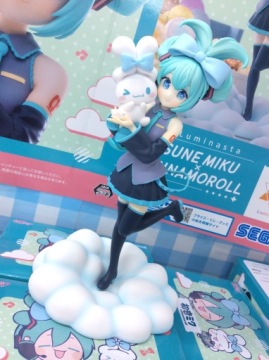 Фигурка Аниме Манга Vocaloid Hatsune Miku x Cinnamoroll Luminasta Sega JPN
