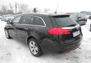 Opel Insignia I Sports Tourer 2.0 CDTI ecoFLEX Start/Stop 160KM 2011 Opel Insignia Opel Insignia I 2.0 DIESEL 160 KM 2.0 Diesel 160KM, zdjęcie 6
