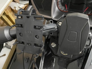 Держатель для телефона Can-Am Spyder RT, FS, RS, GS