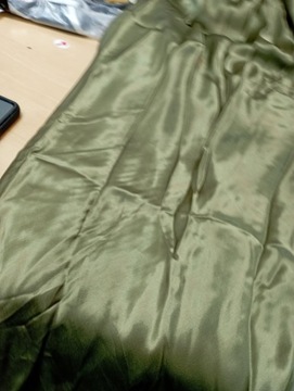 EXRiver Island Satynowa spódnica maxi cięta ze skosu w kolorze khaki L