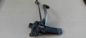 Suzuki Intruder 125 set lewy podnóżek