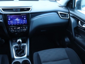 Nissan Qashqai II Crossover 1.2 DIG-T 115KM 2014 Nissan Qashqai 1.2 DIG-T, Klima, Klimatronic, zdjęcie 7