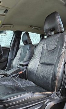 Volvo V40 II Cross Country 2.0 D3 DRIVE-E 150KM 2016 Volvo V40 2.0 150Ps. CrossCountry Navi Skora Automat 2016 2.0 Diesel 150KM, zdjęcie 17