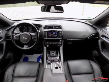 Jaguar F-Pace SUV 2.0 i4D 180KM 2017 Jaguar F-Pace BLACK 180KM 4x4 Kamera Led Skora Ambiente 2.0 Diesel 180KM, zdjęcie 22