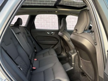 Volvo XC60 II 2026 VOLVO XC60 B5 B AWD Ultra Dark Suv 2.0 (264KM) 2026, zdjęcie 18